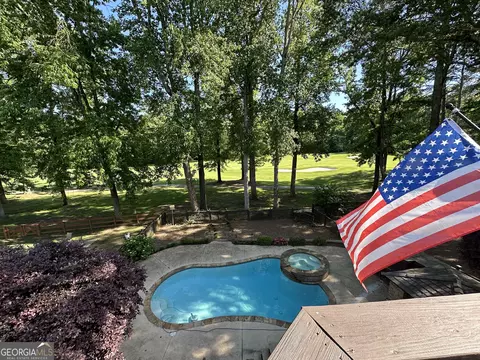 2555 The Fifth Fairway, Roswell, GA 30076