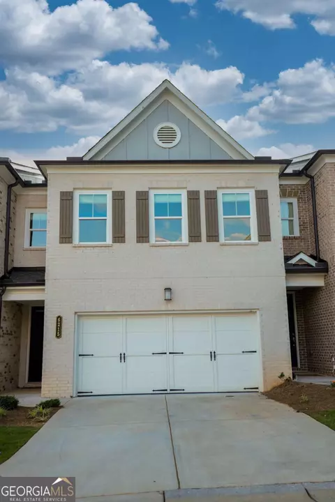 6215 Merrill View Ln, Alpharetta, GA 30004