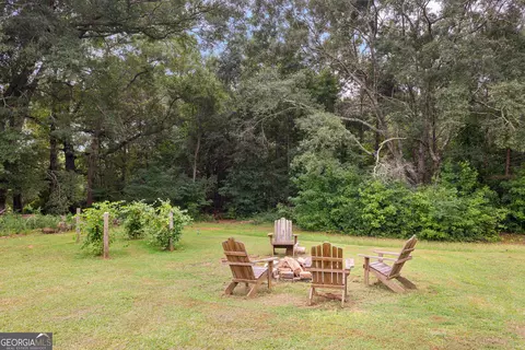Exterior - 131 Jandale Dr, Lagrange, GA 30241 photo 7 of 9