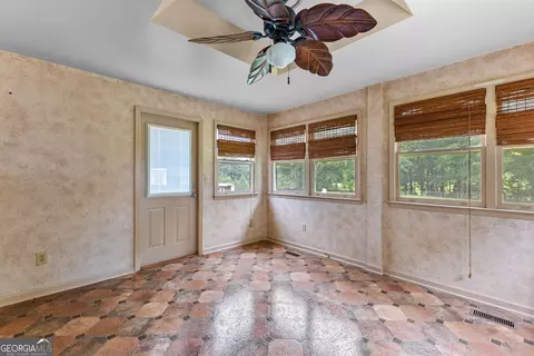 100 Jandale Dr, Lagrange, GA 30241 photo 18