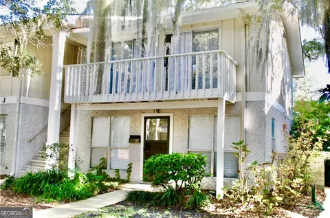 800 Mallery St # 90, St. Simons, GA 31522