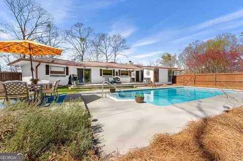170 Collins Rd, Lavonia, GA 30553