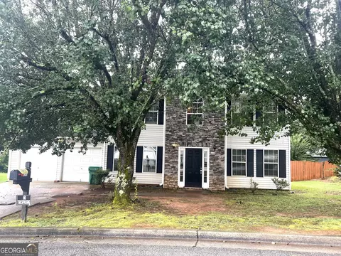 4395 Ward Bluff Ct, Ellenwood, GA 30294