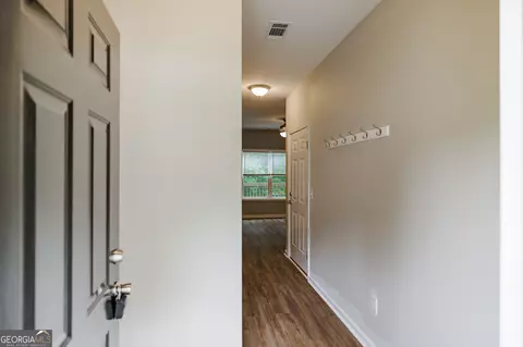 Entry Way - 103 Three Rivers Ct, Hull, GA 30646 photo 2 of 4