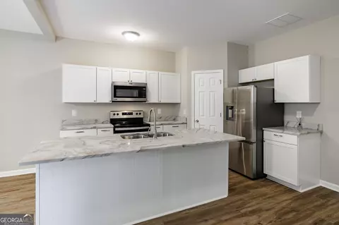Kitchen - 103 Three Rivers Ct, Hull, GA 30646 photo 2 of 4