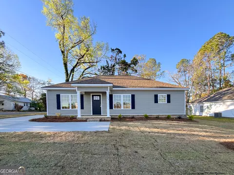 【116冊】GA HOUSES 14～129 7293 M 116, Ludington, MI 49431 | MLS #25010278 | Zillow