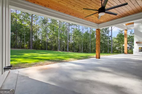 Exterior - 110 Forest Overlook Dr, Forsyth, GA 31029 photo 9 of 14