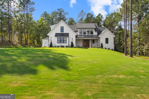 110 Forest Overlook Dr, Forsyth, GA 31029