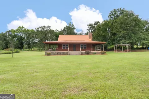 2093 Hartsford Rd, Tennille, GA 31089