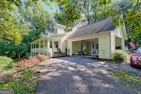 5221 Pine Crest Rd, Young Harris, GA 30582
