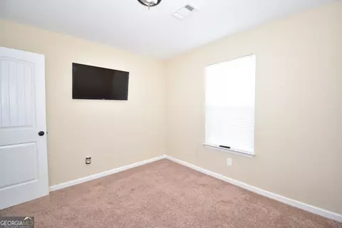 225 Lamar Ln, Covington, GA 30016 photo 10