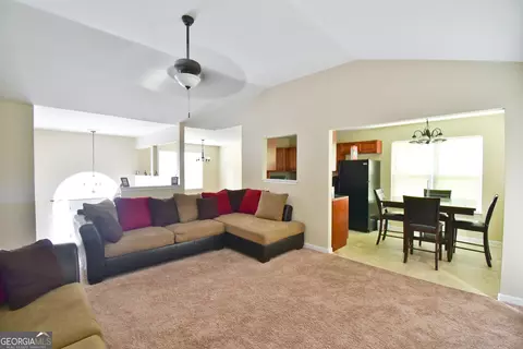 225 Lamar Ln, Covington, GA 30016 photo 4
