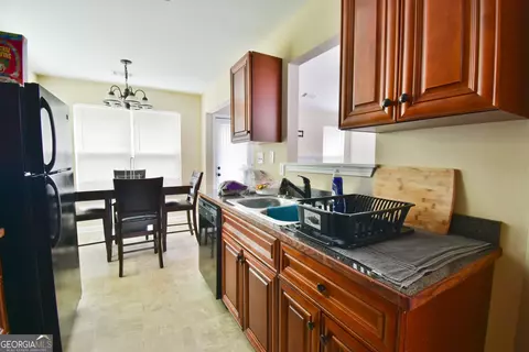 225 Lamar Ln, Covington, GA 30016 photo 6