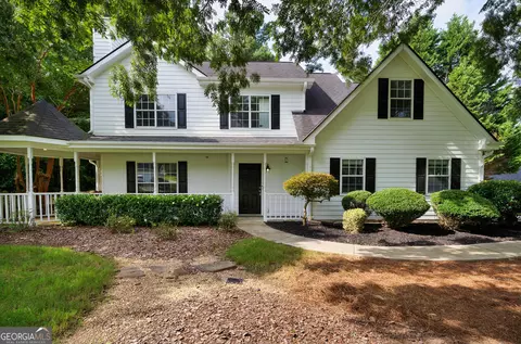 Exterior - 2161 Flowering Dr, Grayson, GA 30017 photo 3 of 9