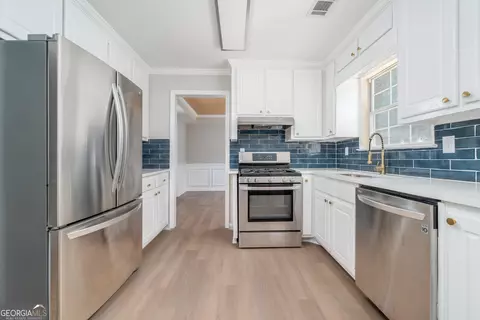 Kitchen - 2161 Flowering Dr, Grayson, GA 30017 photo 2 of 2