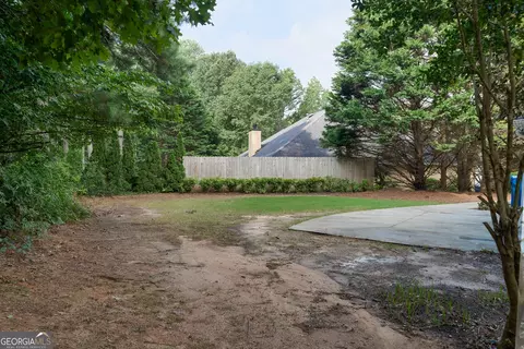 Exterior - 2161 Flowering Dr, Grayson, GA 30017 photo 8 of 9