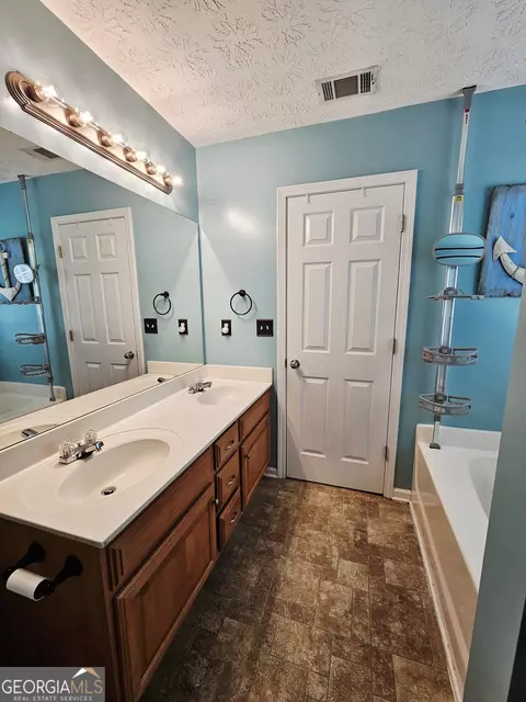 204 Sandstone Dr, Hampton, GA 30228 photo 12