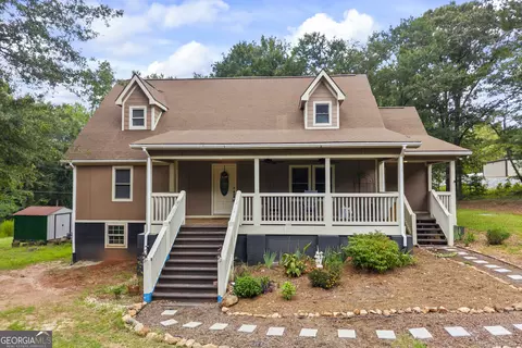 48 Brad St, Royston, GA 30662