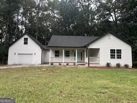 592 Lacebark Dr, Macon, GA 31220