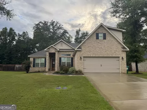 122 Silverside Dr, Perry, GA 31069