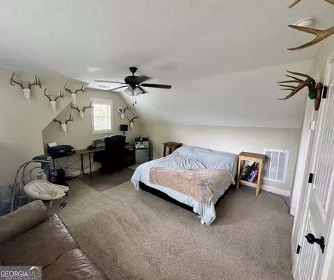 Bedroom - 122 Silverside Dr, Perry, GA 31069 photo 4 of 6