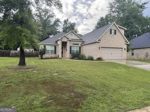 Exterior - 122 Silverside Dr, Perry, GA 31069 photo 2 of 7