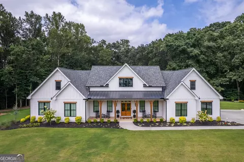 9240 Waldrip Rd, Gainesville, GA 30506