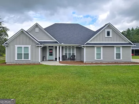 5252 Humphreys Rd, Lake Park, GA 31636