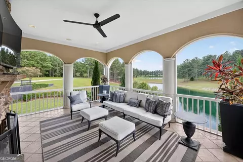Exterior - 1011 Eagle Feather Trl, Perry, GA 31069 photo 7 of 33