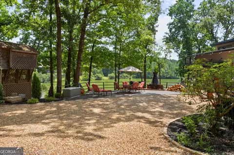 99 Magnificent Way, Cleveland, GA 30528