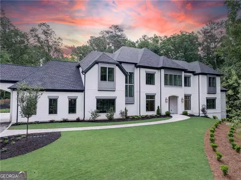 5271 Lake Forrest Dr, Atlanta, GA 30342
