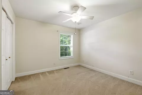 Bedroom - 128 Crest Winds Dr, Clarkesville, GA 30523 photo 1 of 3