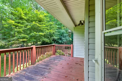 Exterior - 128 Crest Winds Dr, Clarkesville, GA 30523 photo 4 of 6