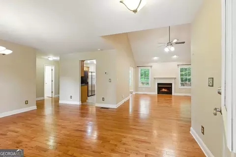 Living - 128 Crest Winds Dr, Clarkesville, GA 30523 photo 1 of 6