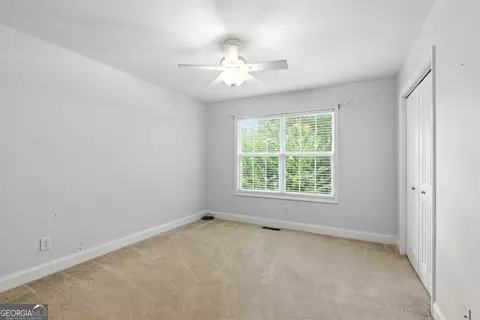 Bedroom - 128 Crest Winds Dr, Clarkesville, GA 30523 photo 2 of 3