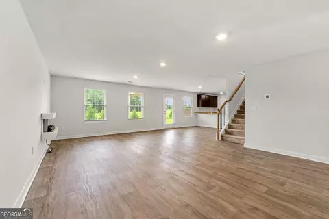 Living - 214 Overlook Rd, Covington, GA 30014 photo 1 of 5