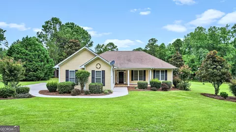 103 Bent Tree Dr, Sylvester, GA 31791