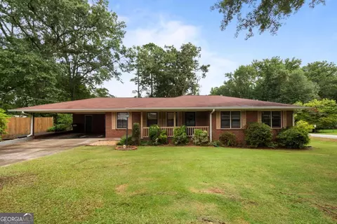 24 Chestnut Dr, Newnan, GA 30263