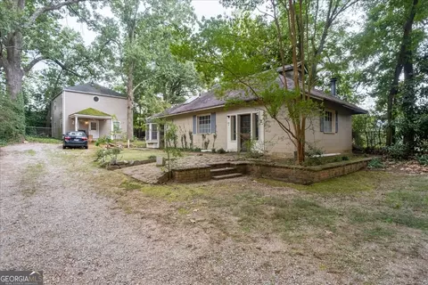 945 Rogers St, Clarkston, GA 30021