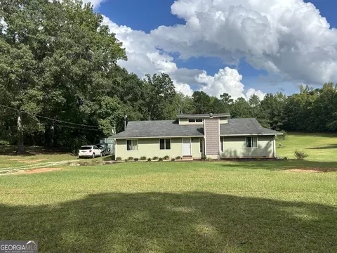 76 Deerwood Dr, Pine Mountain, GA 31822