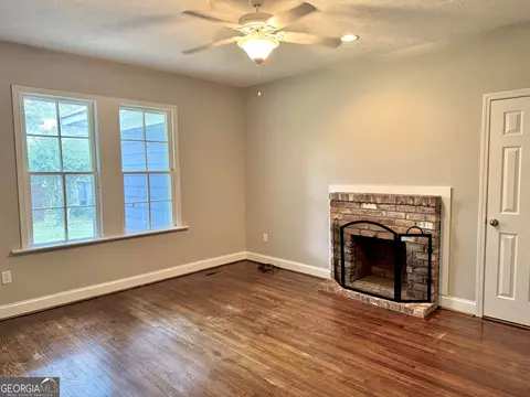 Living - 518 S Lee St, Lagrange, GA 30240 photo 9 of 9