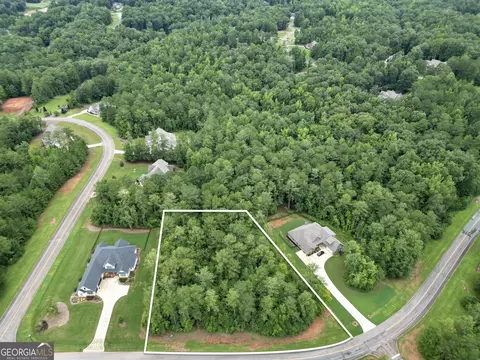 710 Crescent Dr, Forsyth, GA 31029 photo 11
