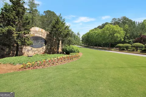 710 Crescent Dr, Forsyth, GA 31029 photo 15