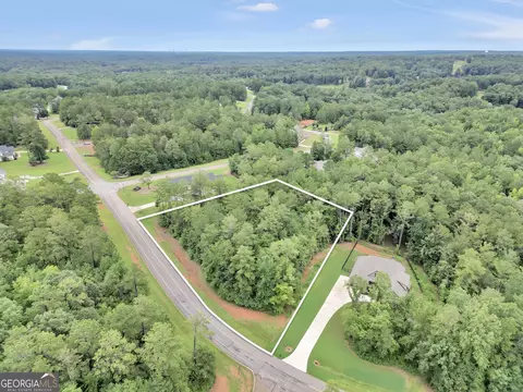 710 Crescent Dr, Forsyth, GA 31029 photo 3