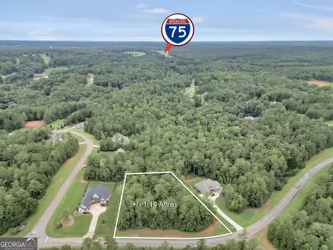 710 Crescent Dr, Forsyth, GA 31029