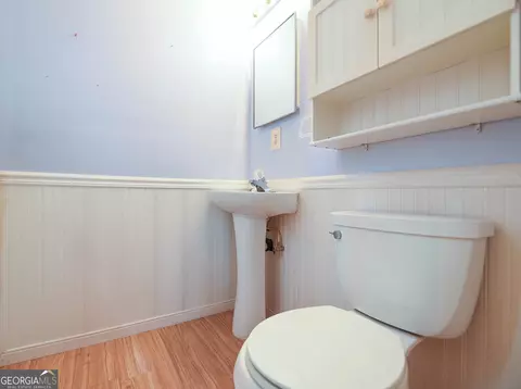 Bath - 3010 Old West Point Rd, Lagrange, GA 30240 photo 1 of 2