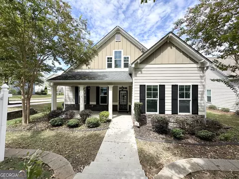 155 Colonial Ct, Fayetteville, GA 30214