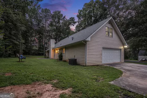 Exterior - 340 Radcliffe Trce, Covington, GA 30016 photo 10 of 14