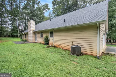 Exterior - 340 Radcliffe Trce, Covington, GA 30016 photo 6 of 14