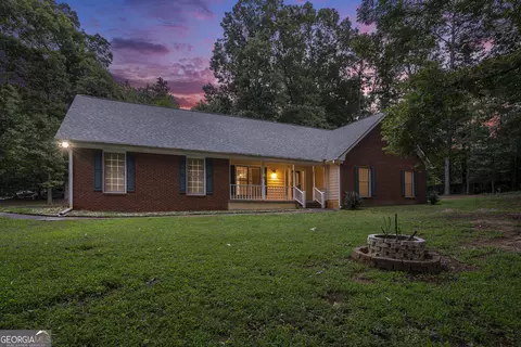 Exterior - 340 Radcliffe Trce, Covington, GA 30016 photo 8 of 14